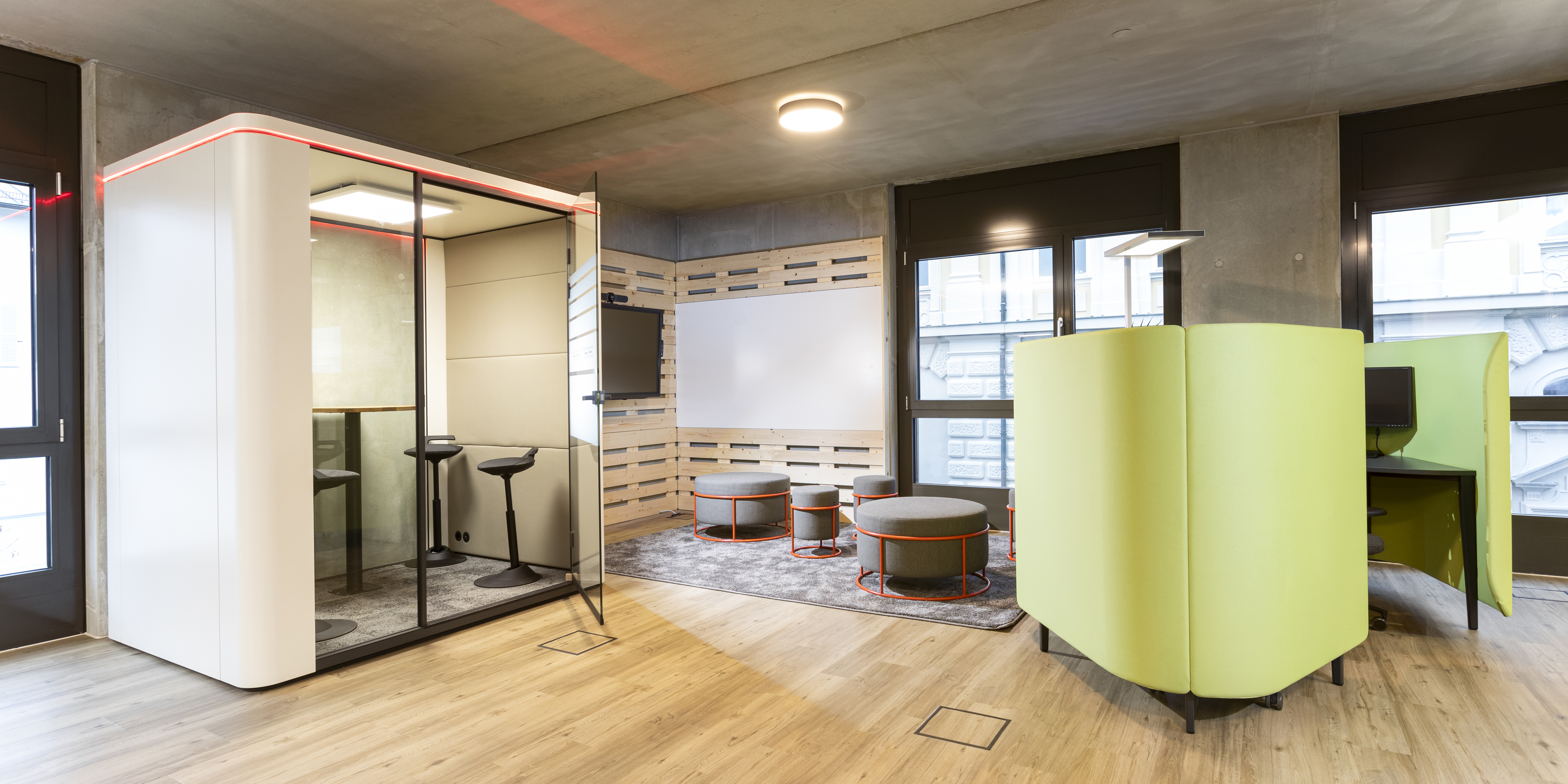 Zwischen Baustelle und Büro