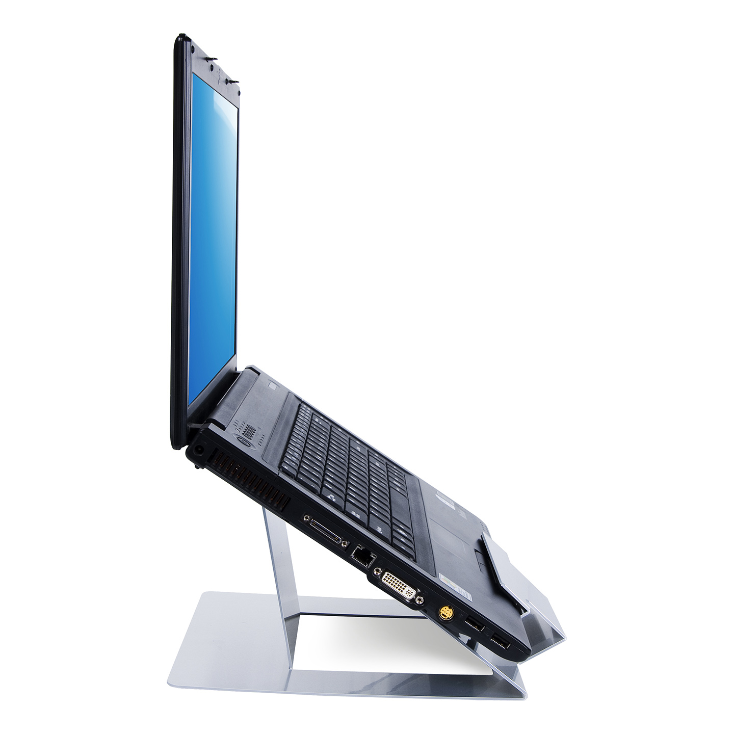 51.388 A foldable, height adjustable laptop riser made of Hylite,  a feather-light sandwich material composed of aluminium and PP-synthetics. Both strong and durable, this riser folds into a 6 mm (0,2") thin package that weighs only 360 g. Includes a pouch that can also be used as a mouse mat.